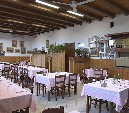 Campagna Lupia Agriturismo La Chioccia מראה חיצוני תמונה