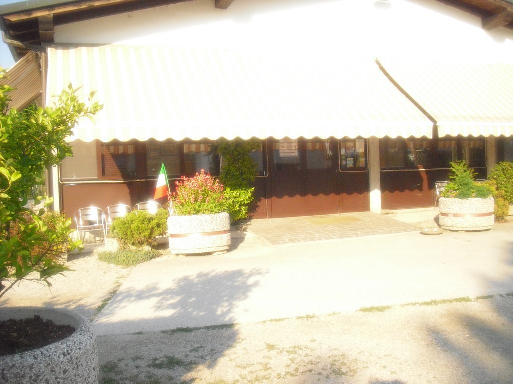 Campagna Lupia Agriturismo La Chioccia מראה חיצוני תמונה